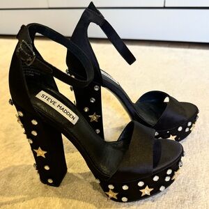 Steve Madden Charm Platform Heels